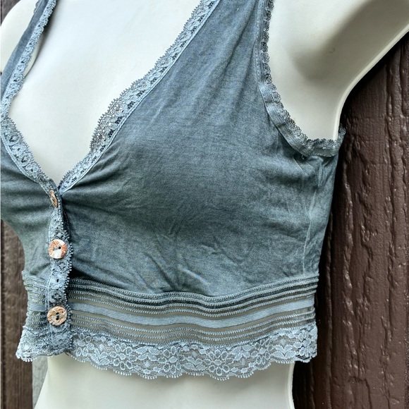 POL Ice Gray Lace Trim Cropped Tank Top/Bralette - NWT - Size Small! - Picture 3 of 10